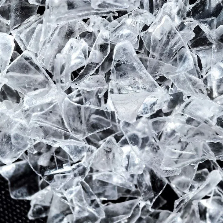 PET Flakes Transparent